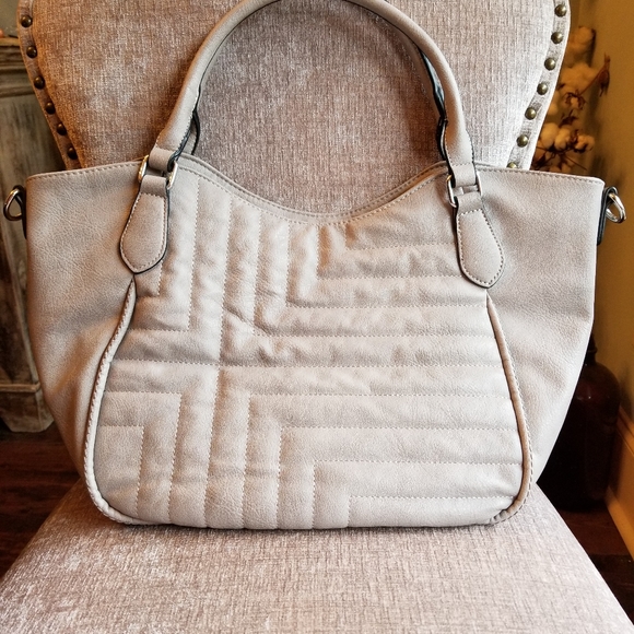 Urban Outfitters vegan leather bag - Picture 1 of 5